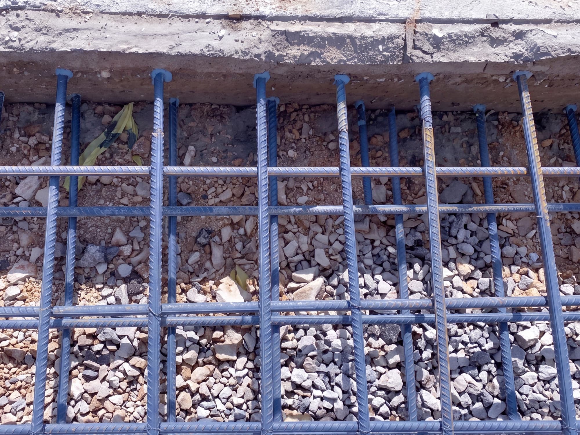 Perde duvar donatısı